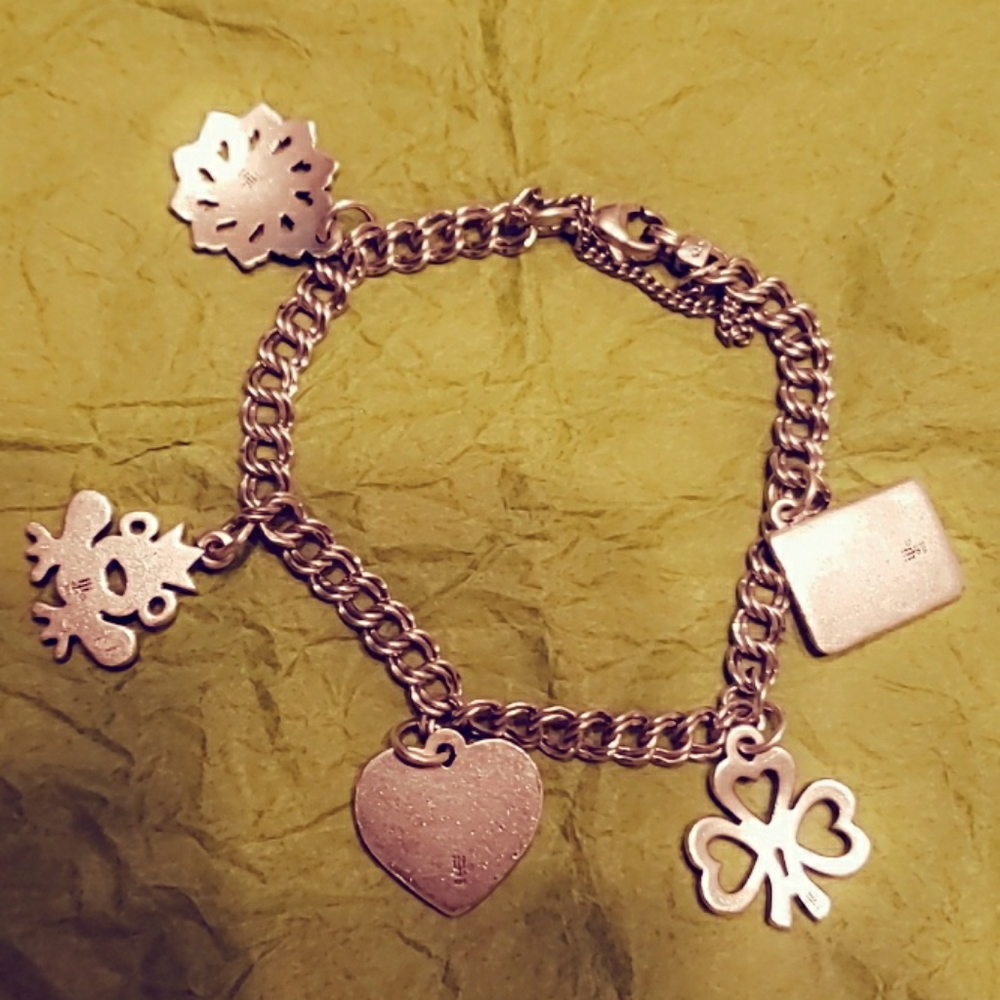 Avery bracelet  with charm
